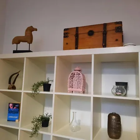 Stylish 2br In Old Town Gem *