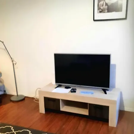 Stylish 2br In Old Town Gem *