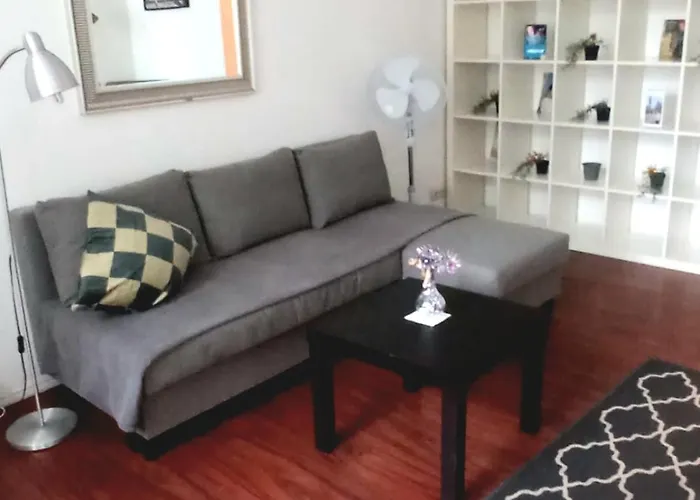 Stylish 2br In Old Town Gem *