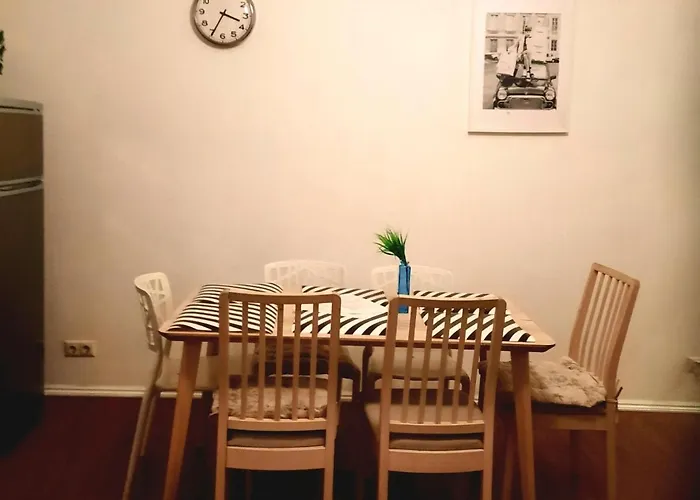 Apartment Stylish 2br In Old Town Gem