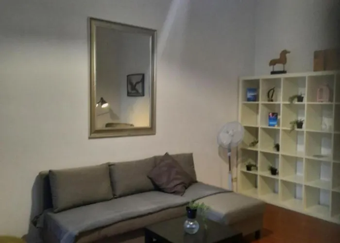 Dzīvoklis Stylish 2br In Old Town Gem